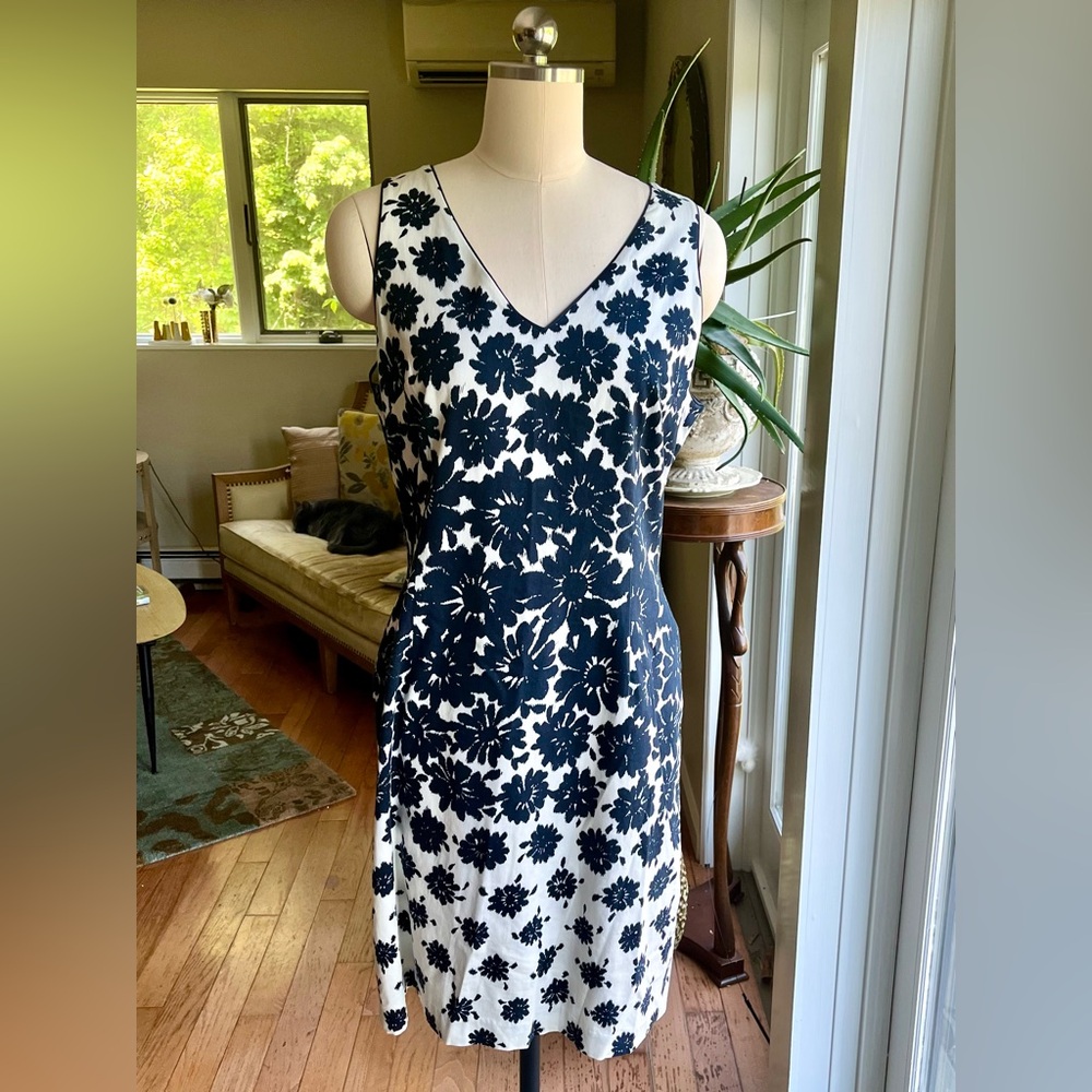 Ann Taylor Blue and White Sheath Midi Dress V-Neck Sleeveless